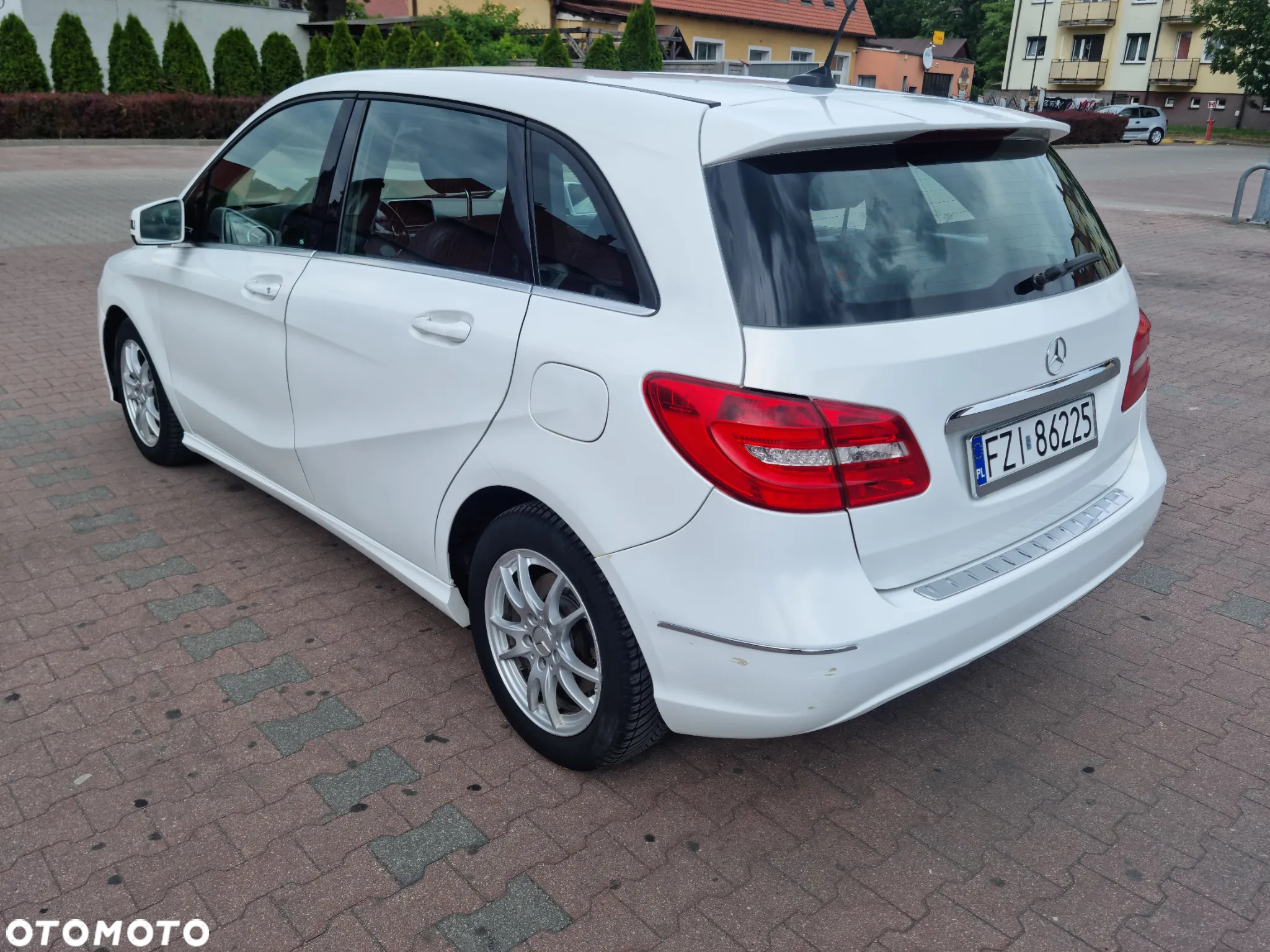 Mercedes-Benz Klasa B 180 CDI 7G-DCT - 4