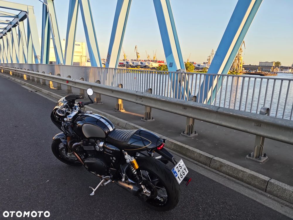 Triumph Thruxton - 13