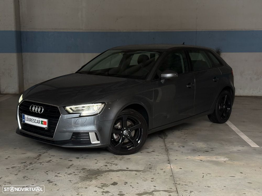 Audi A3 Sportback 1.6 TDI Sport S tronic - 32