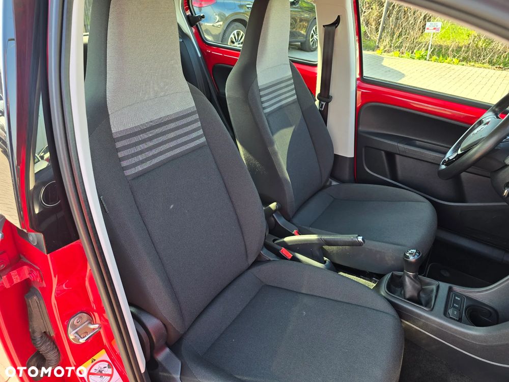 Volkswagen up! - 15