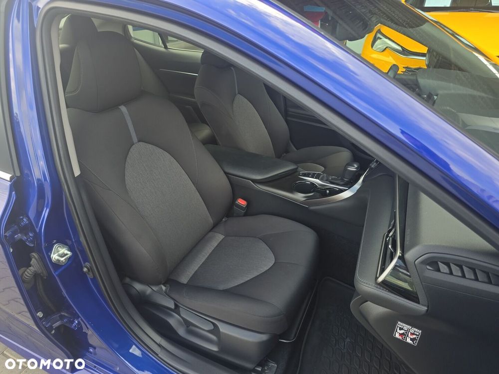Toyota Camry 2.5 Hybrid Comfort CVT - 16