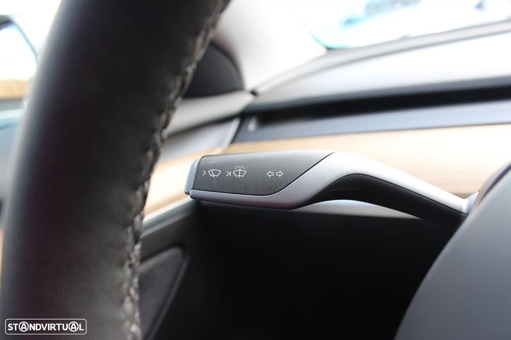 Tesla Model 3 Standard Range Plus RWD - 38