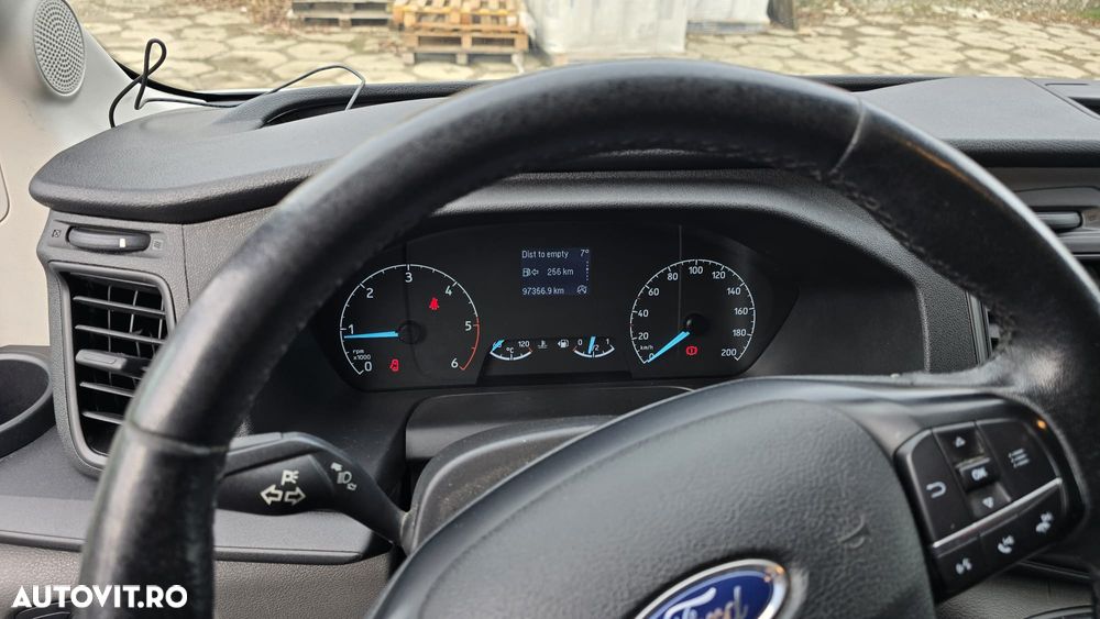 Ford Transit - 2