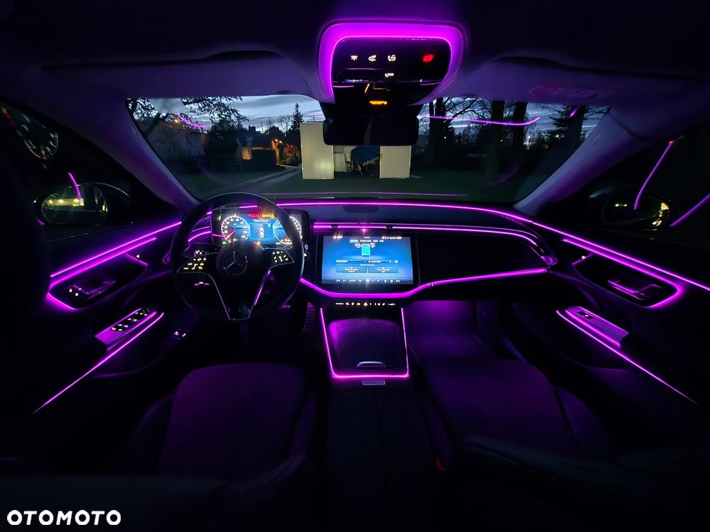 Mercedes-Benz Klasa E 300 Avantgarde - 14