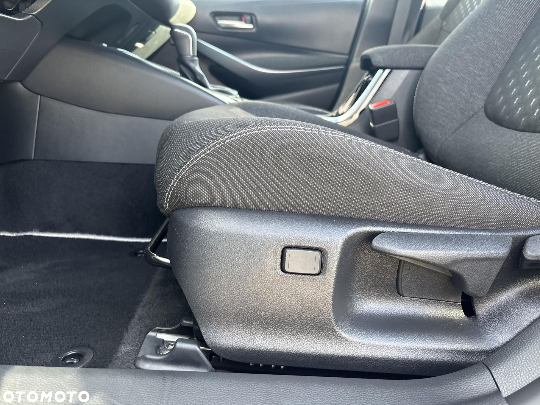 Toyota Corolla - 11