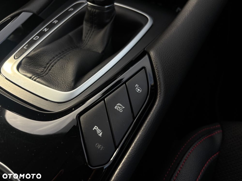 Ford Mondeo 2.0 Hybrid ST-Line X - 37