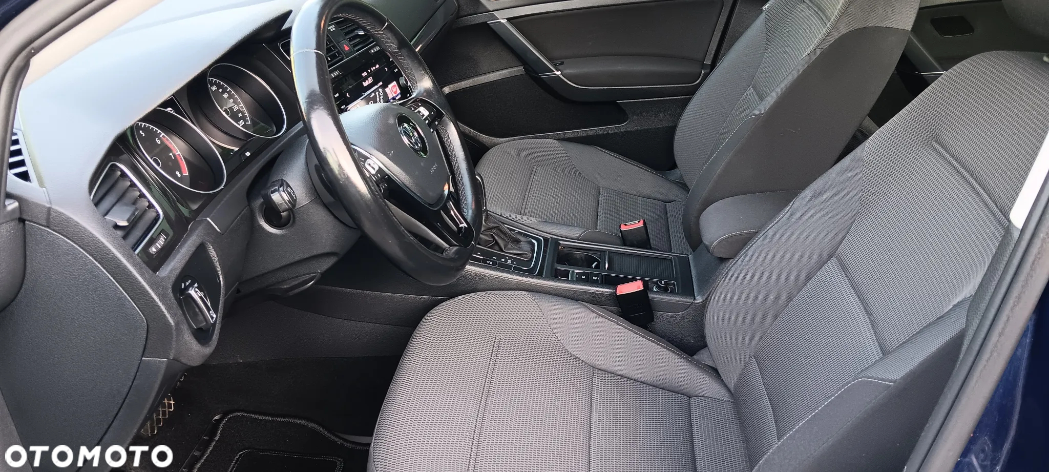 Volkswagen Golf VII 1.5 TSI BMT Comfortline DSG - 8