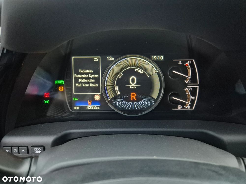 Lexus ES 300h Prestige - 27