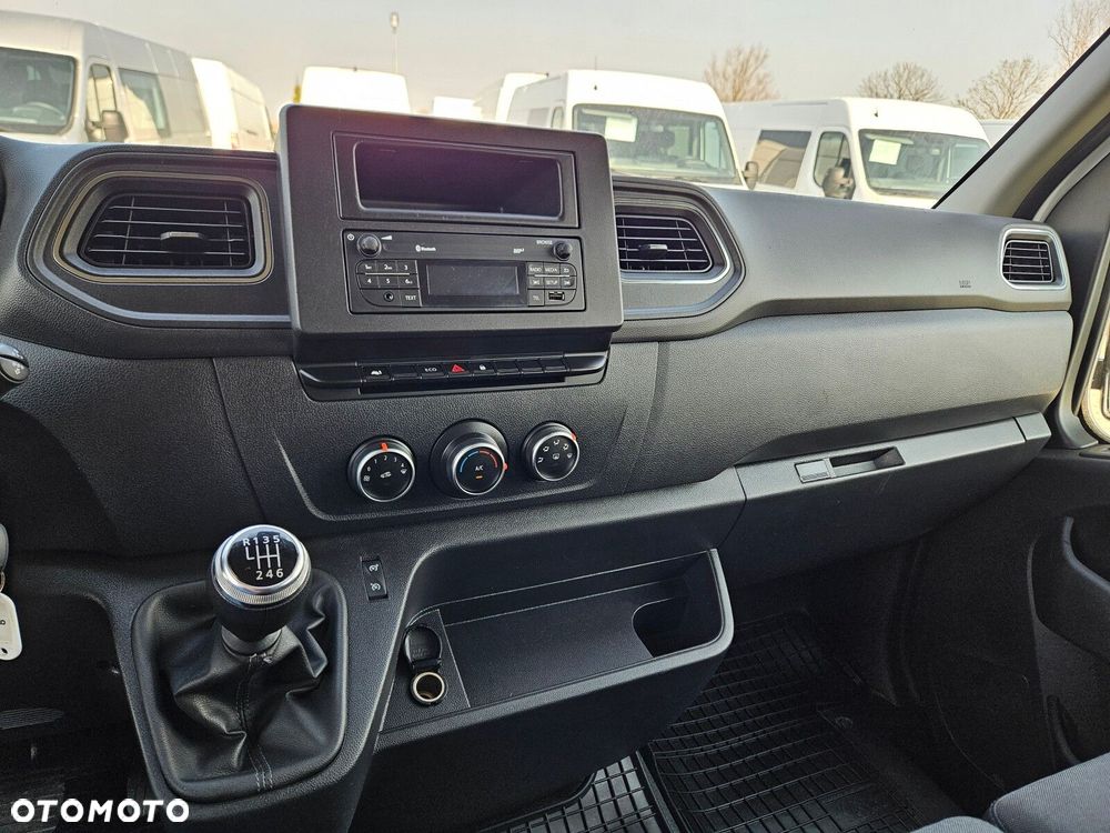 Renault Master L3H2 *99999zł Netto* Brygadówka 7 osób 2.3 dCi/136KM - 21