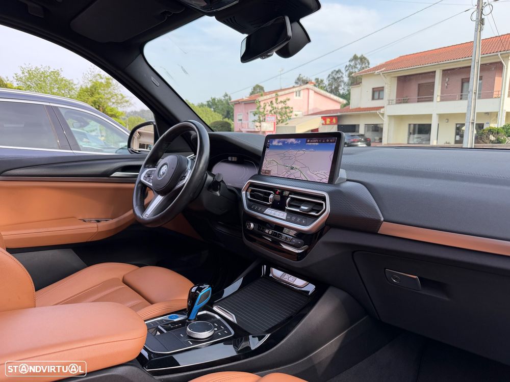 BMW iX3 M Sport Impressive - 12
