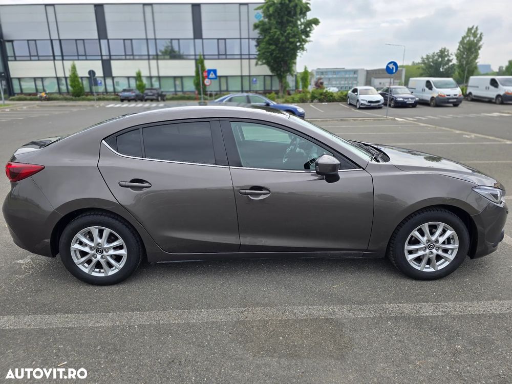 Mazda 3 G100 Attraction - 4