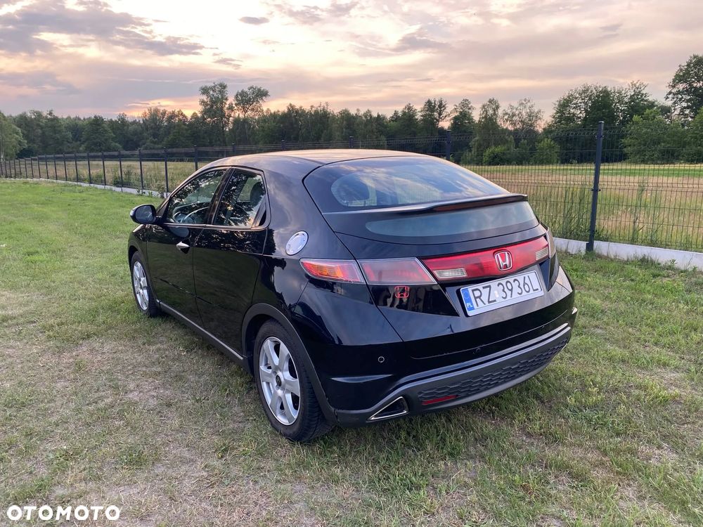 Honda Civic 1.8i-VTEC Comfort - 3