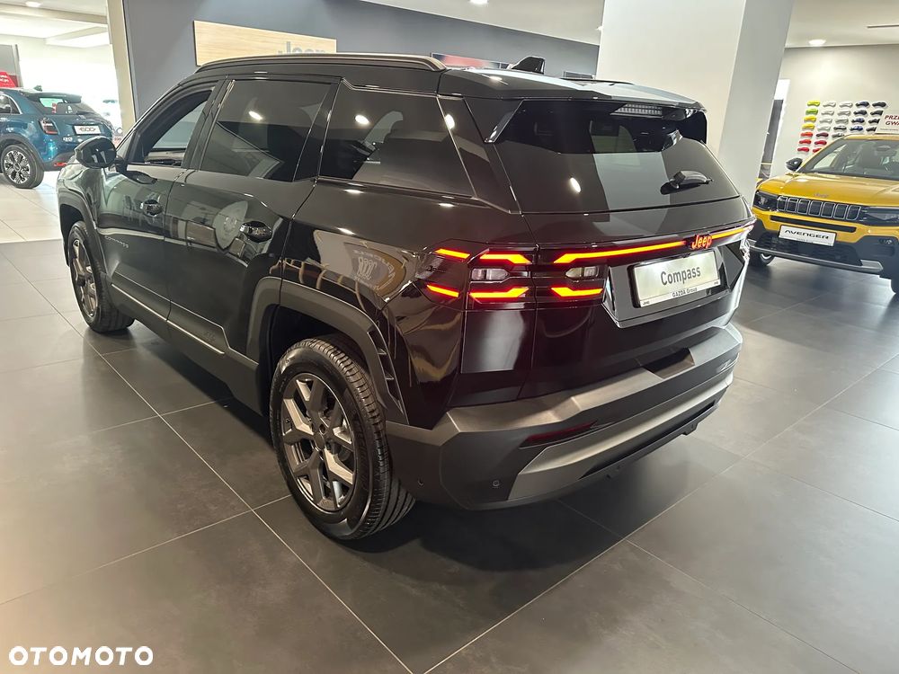 Jeep Compass 1.2 T3 mHEV First Edition FWD DCT - 8