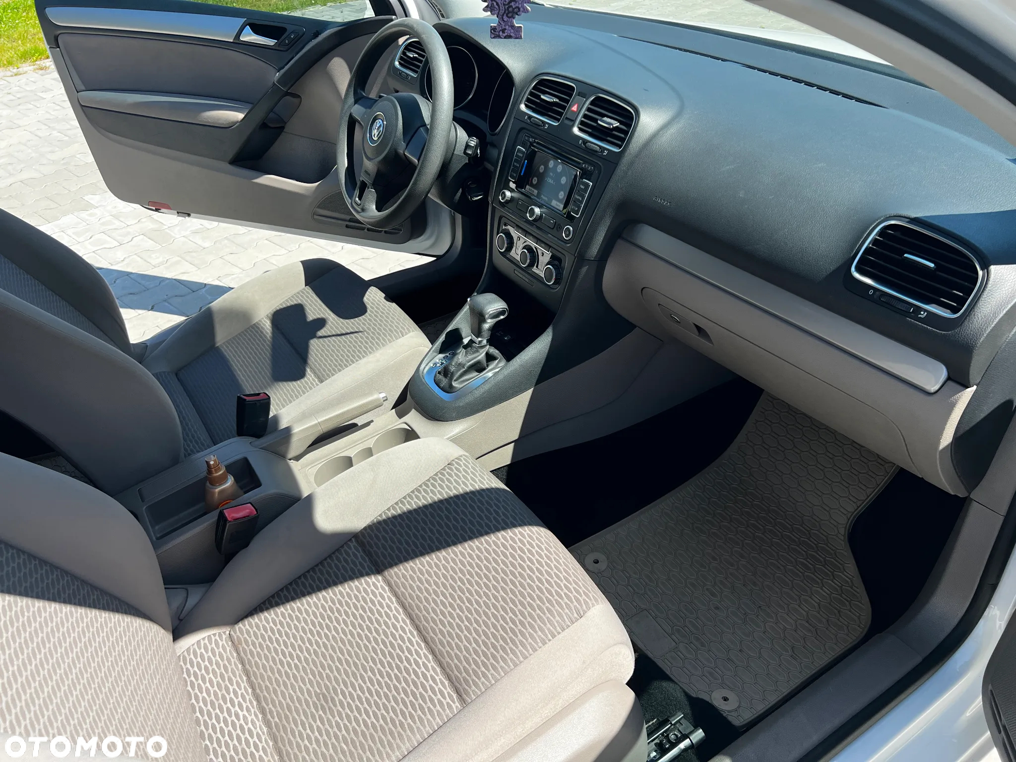 Volkswagen Golf 1.6 DSG Comfortline - 17