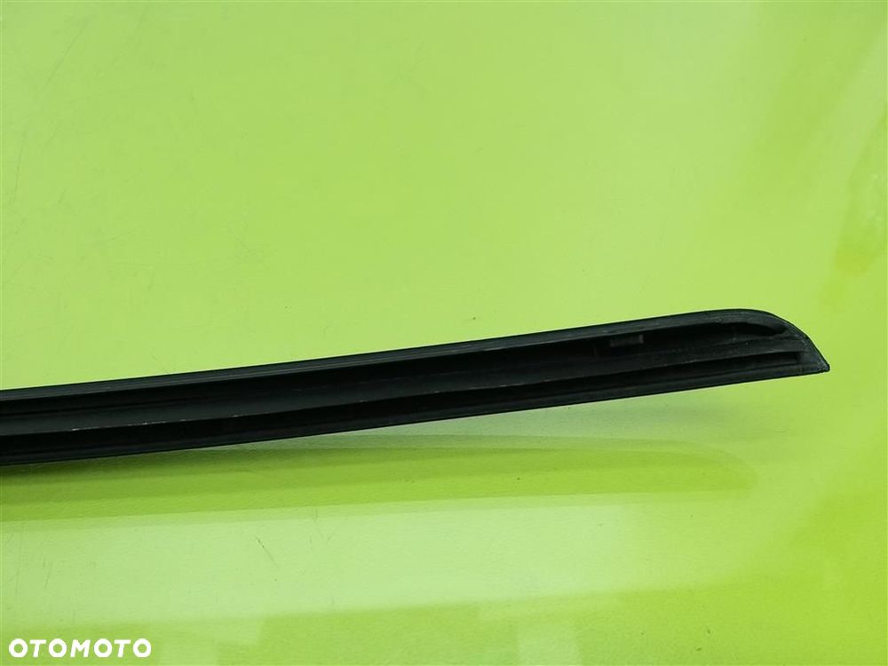 Listwa szyby przedniej lewa Audi A4 B8 8K 2007-2015 8K085432701C NOWA - 5