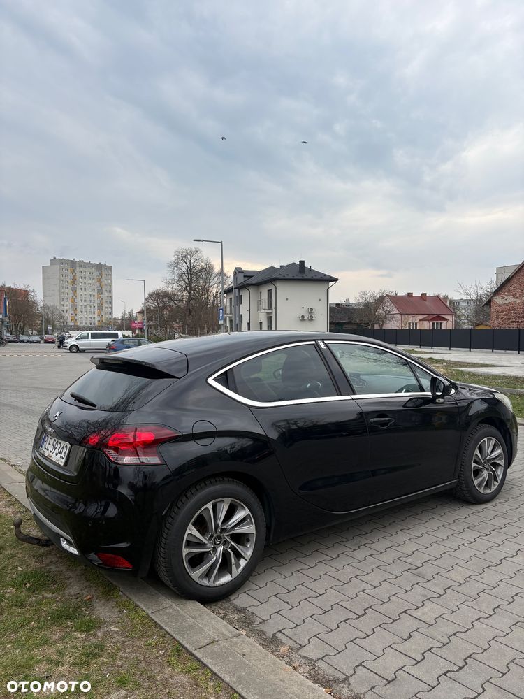 Citroën DS4 1.6 e-HDi SoChic MCP - 10