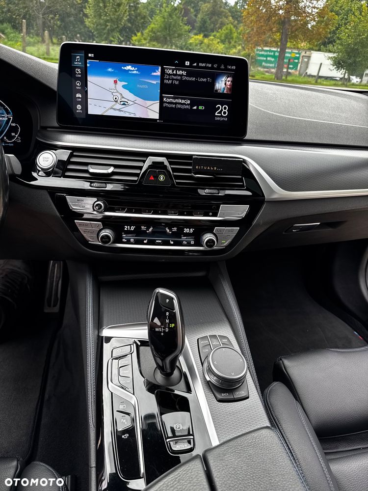 BMW Seria 5 545e xDrive M Sport Edition - 9