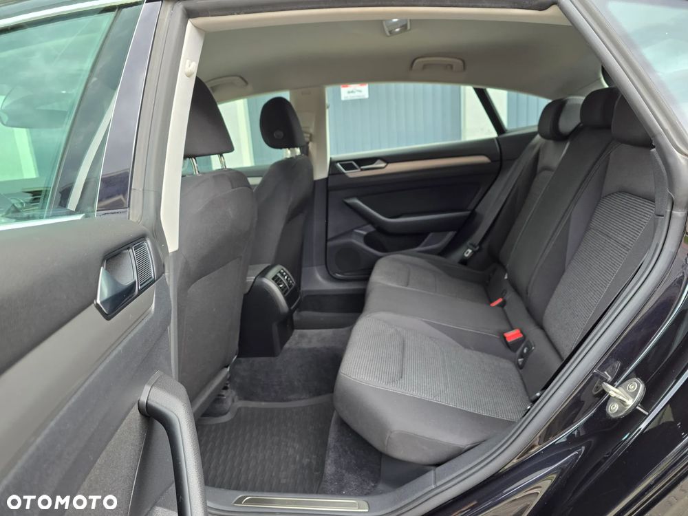 Volkswagen Arteon 2.0 TDI SCR Essence DSG - 16