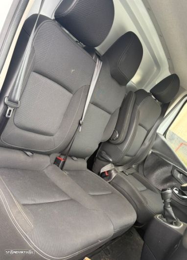 Bancos Frontais Renault Trafic III 2020 - 2