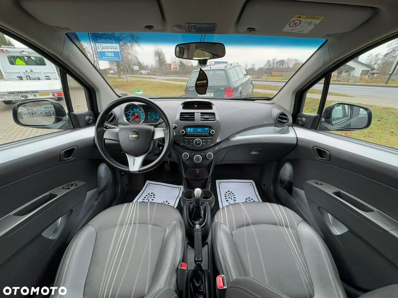 Chevrolet Spark 1.0 Base+ - 17
