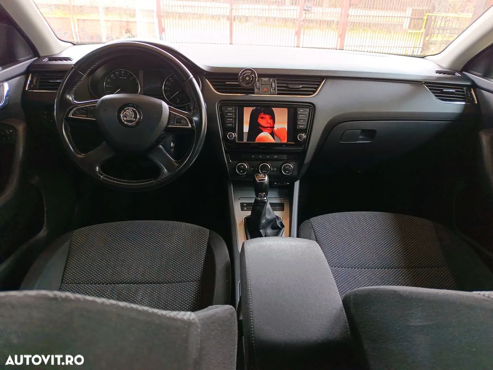 Skoda Octavia 1.6 TDI GREENLINE - 5