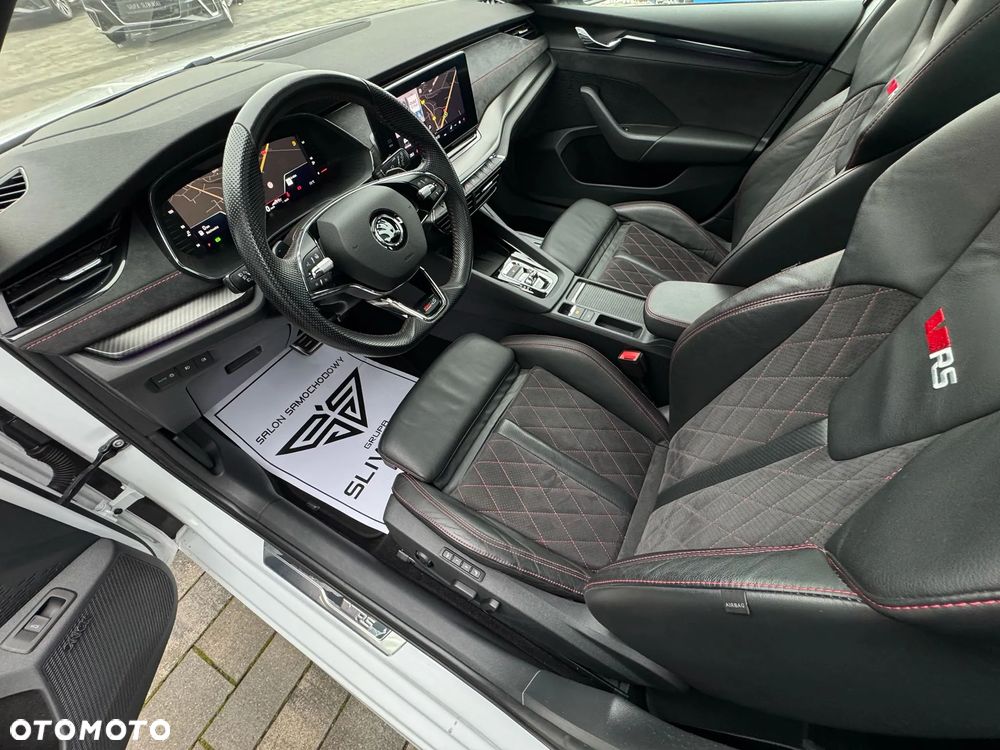 Skoda Octavia 2.0 TDI DSG 4x4 RS Plus - 20