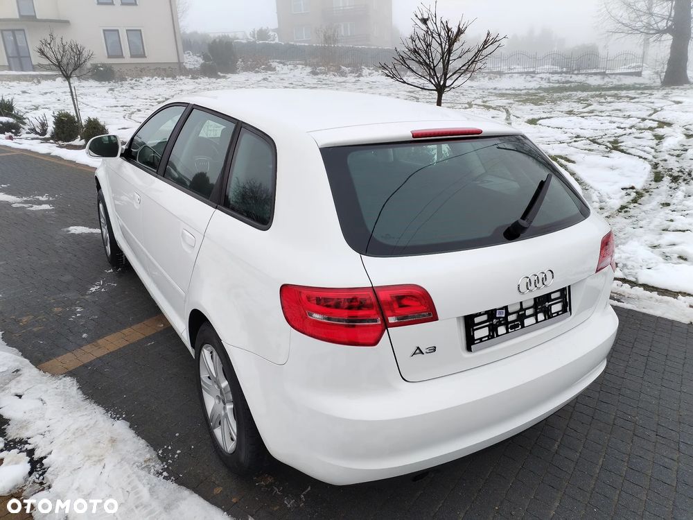 Audi A3 Sportback - 32