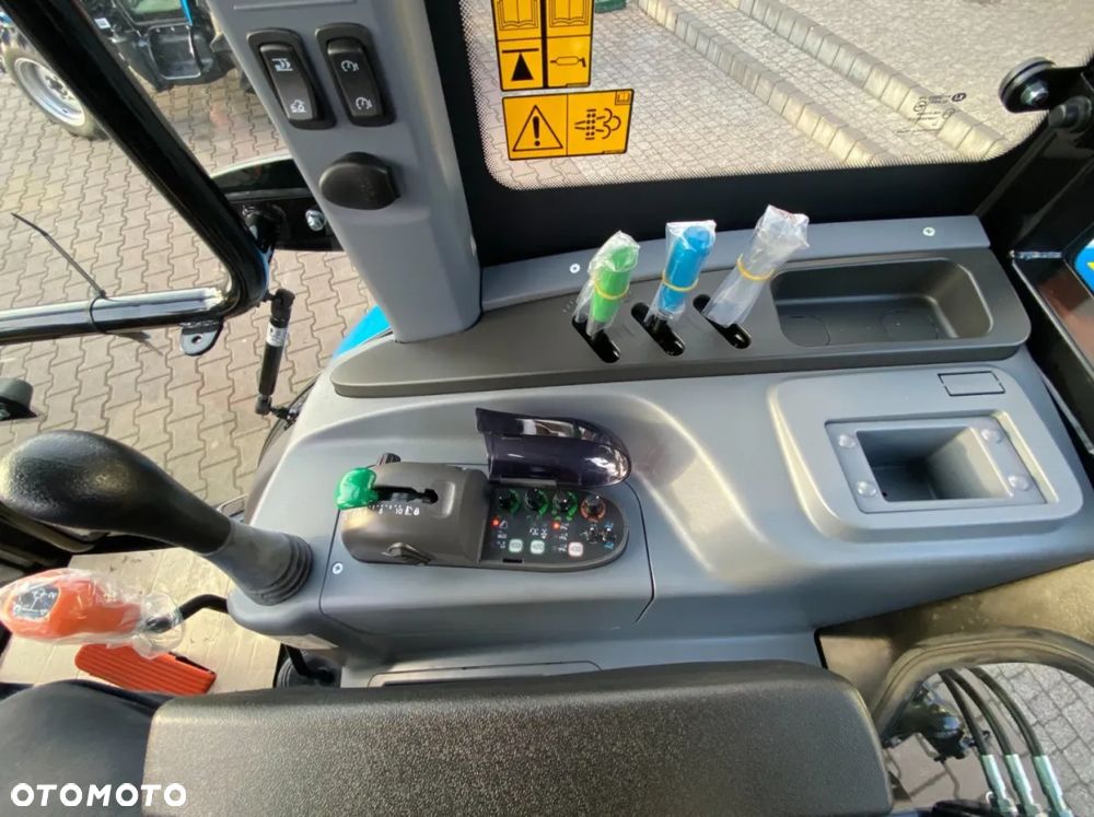 LS Traktor XU6168 - 8