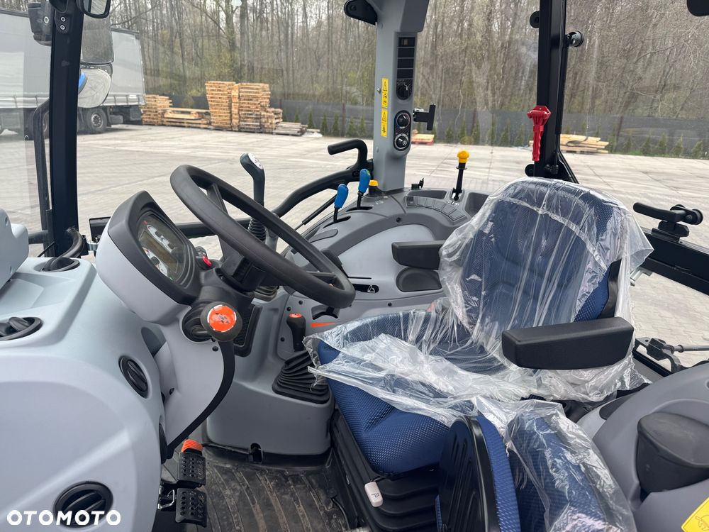 New Holland T5.90 - 8