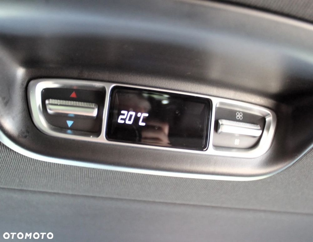 Mercedes-Benz Klasa V 300 d Avantgarde 9G-Tronic (d³ugi) - 15