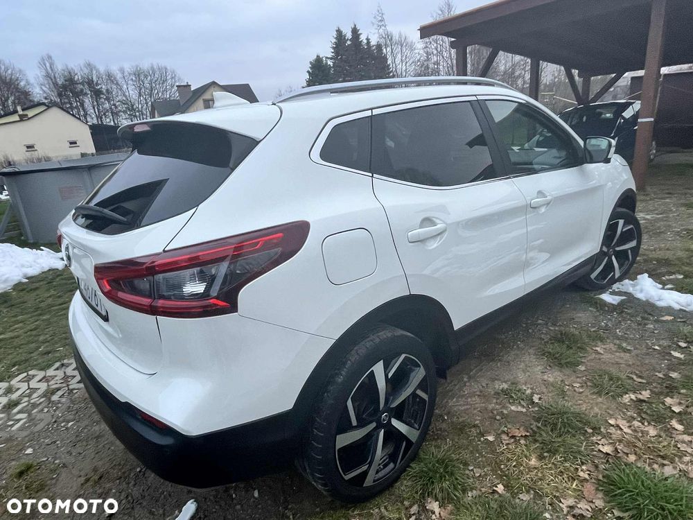 Nissan Qashqai 1.6 DIG-T TEKNA+ - 4