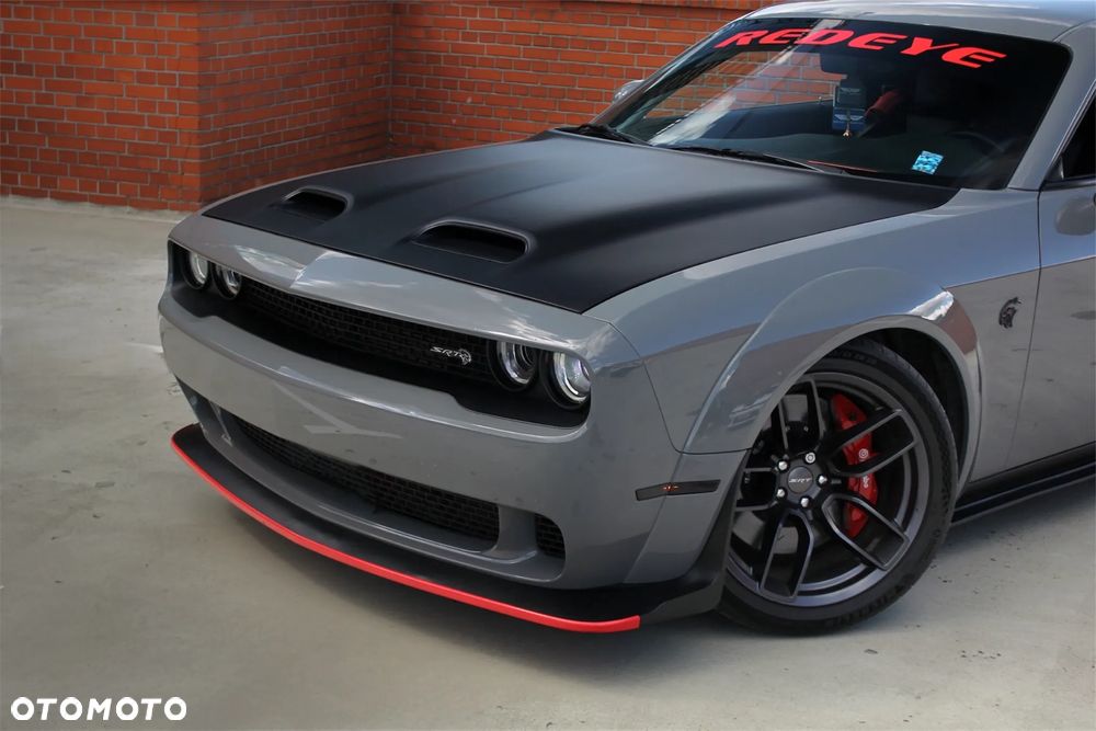 Dodge Challenger - 9