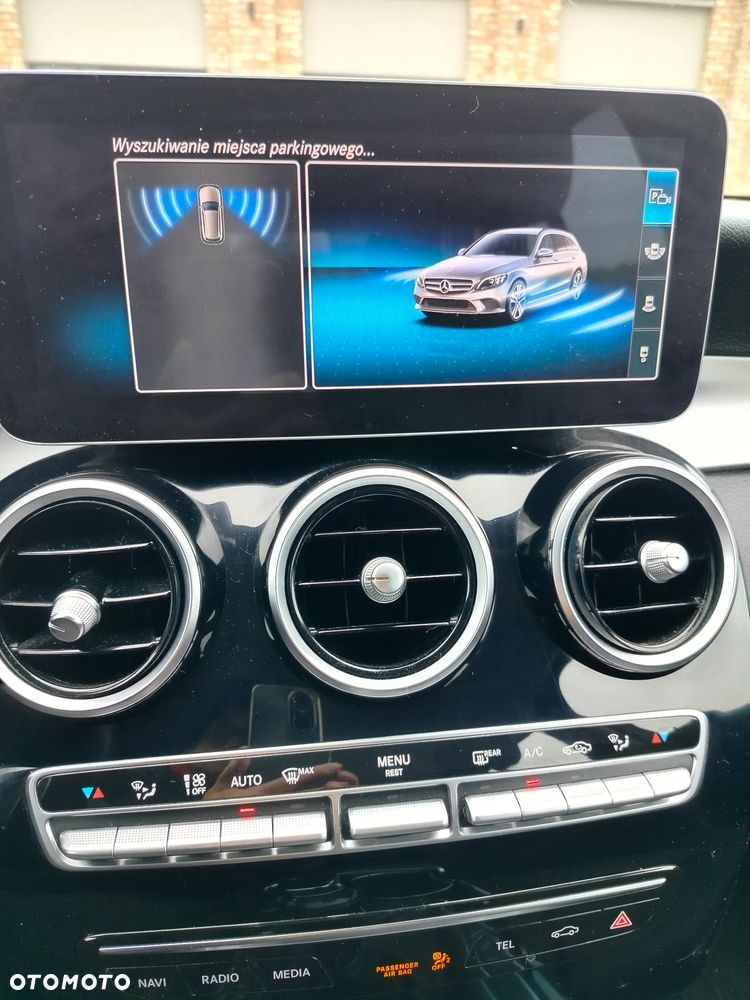 Mercedes-Benz Klasa C 200 d Avantgarde - 27