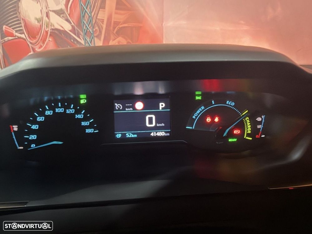 Peugeot e-2008 50 kWh Active Pack - 16