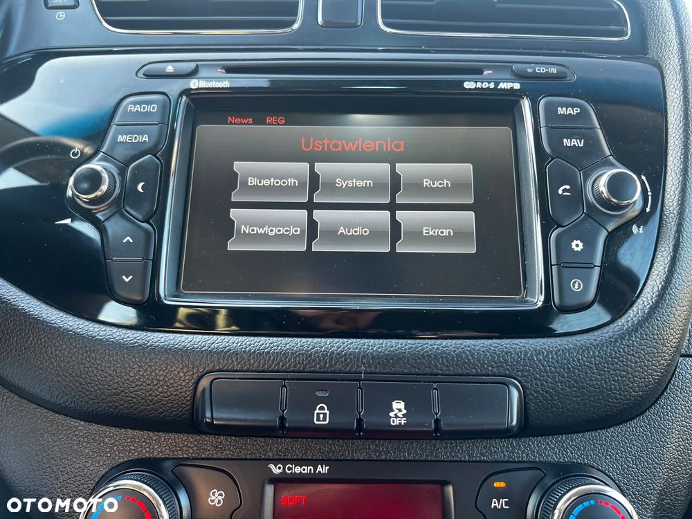 Kia Ceed - 21