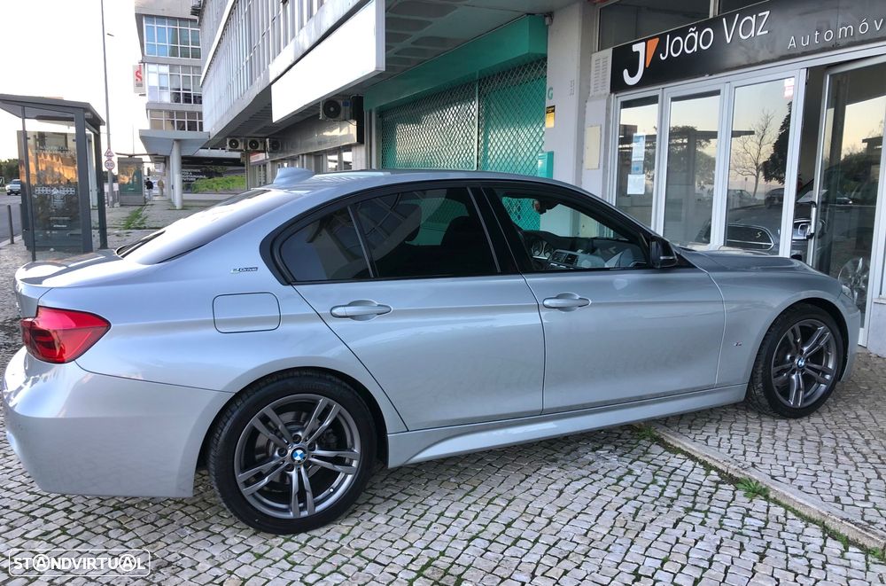 BMW 330 e iPerformance Pack M - 9