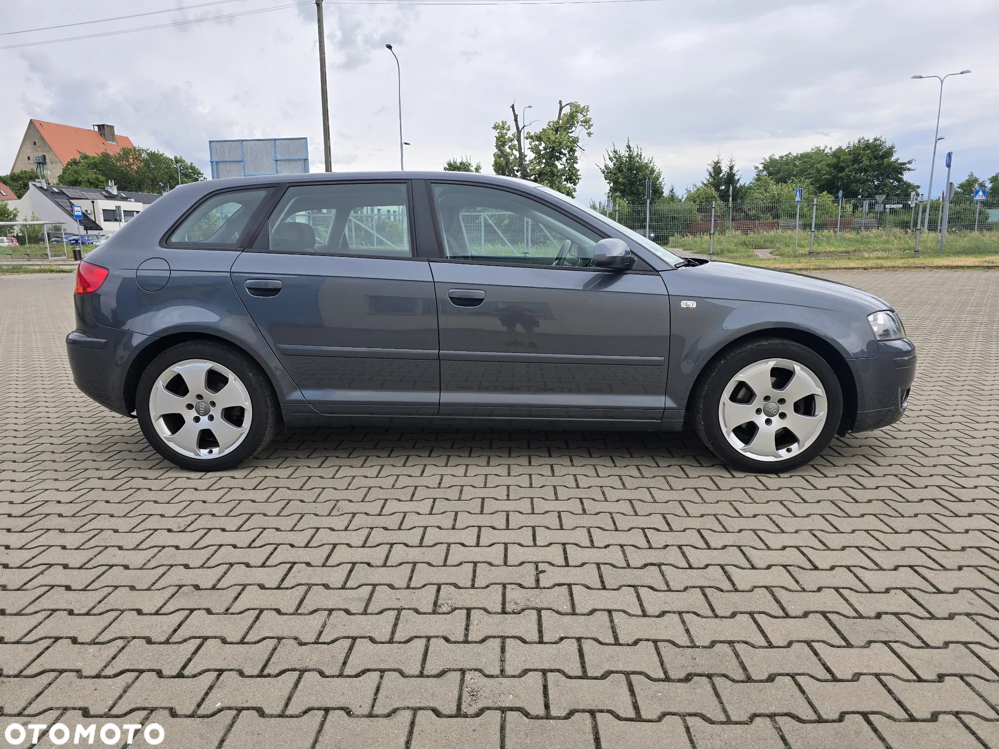 Audi A3 1.6 Sportback Attraction - 11