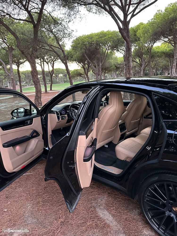 Porsche Cayenne Coupé - 10