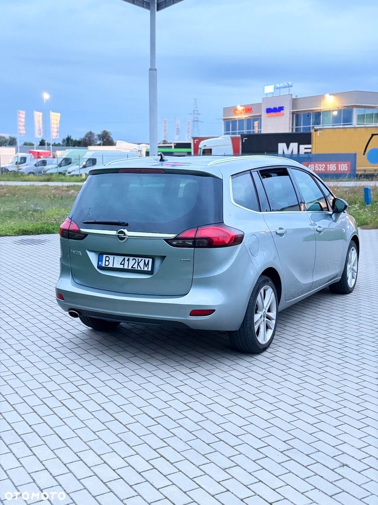 Opel Zafira - 4