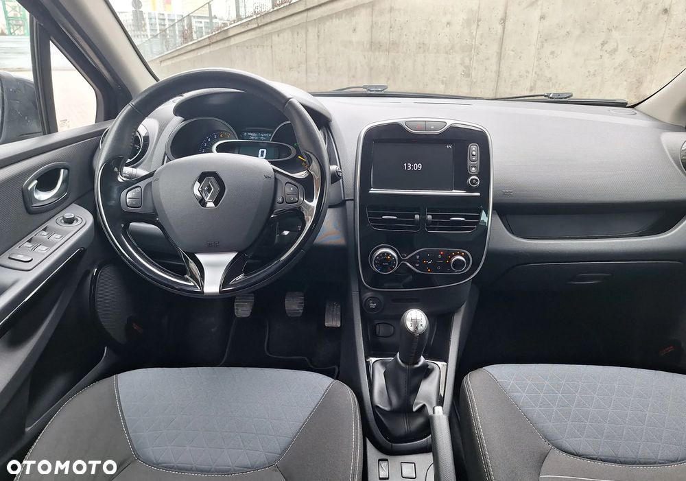 Renault Clio - 7