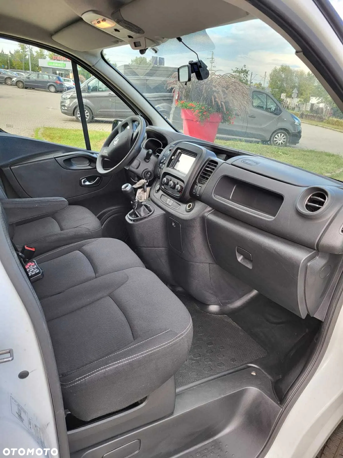 Renault Trafic dCi 120 Grand Combi Life - 9
