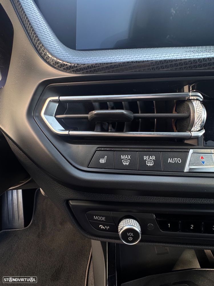 BMW 118 i Aut. Sport Line - 24