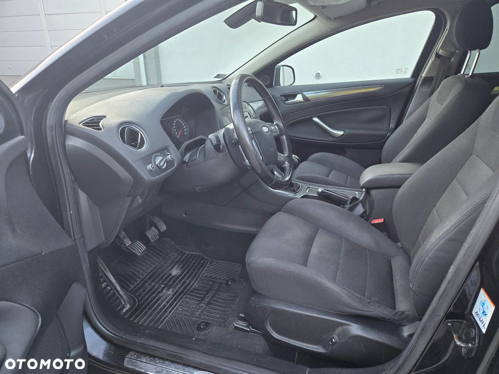 Ford Mondeo 2.0 TDCi Trend - 9