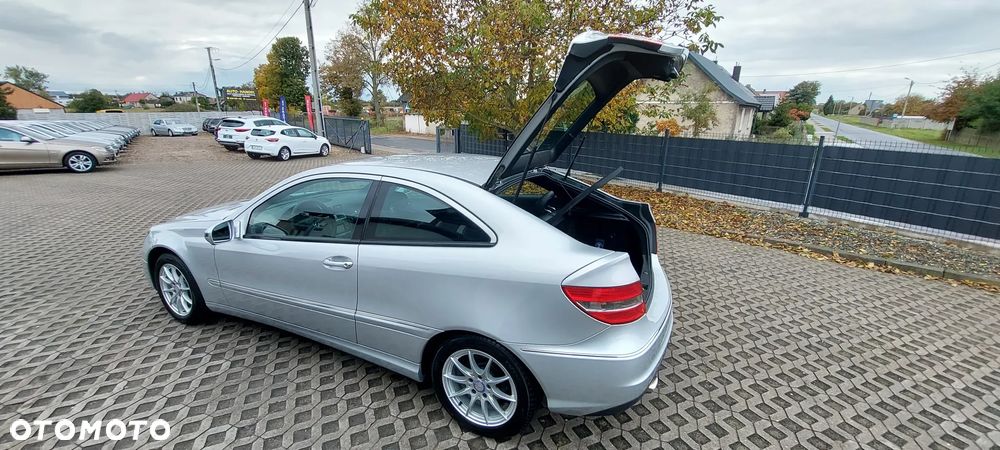 Mercedes-Benz CLC - 27