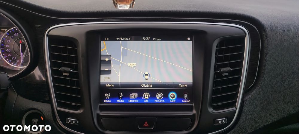 Chrysler 200 - 15