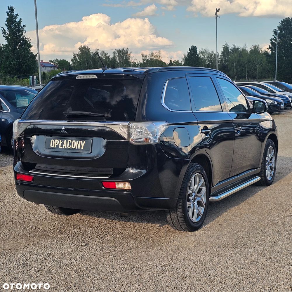 Mitsubishi Outlander - 7