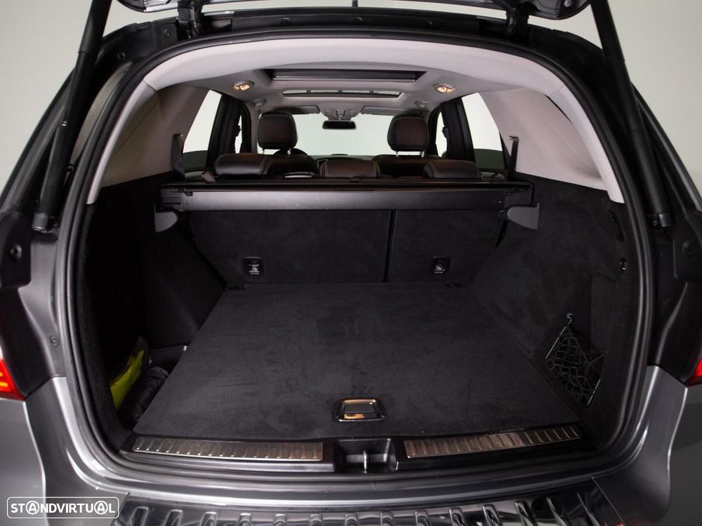 Mercedes-Benz ML 350 — fotografia 15
