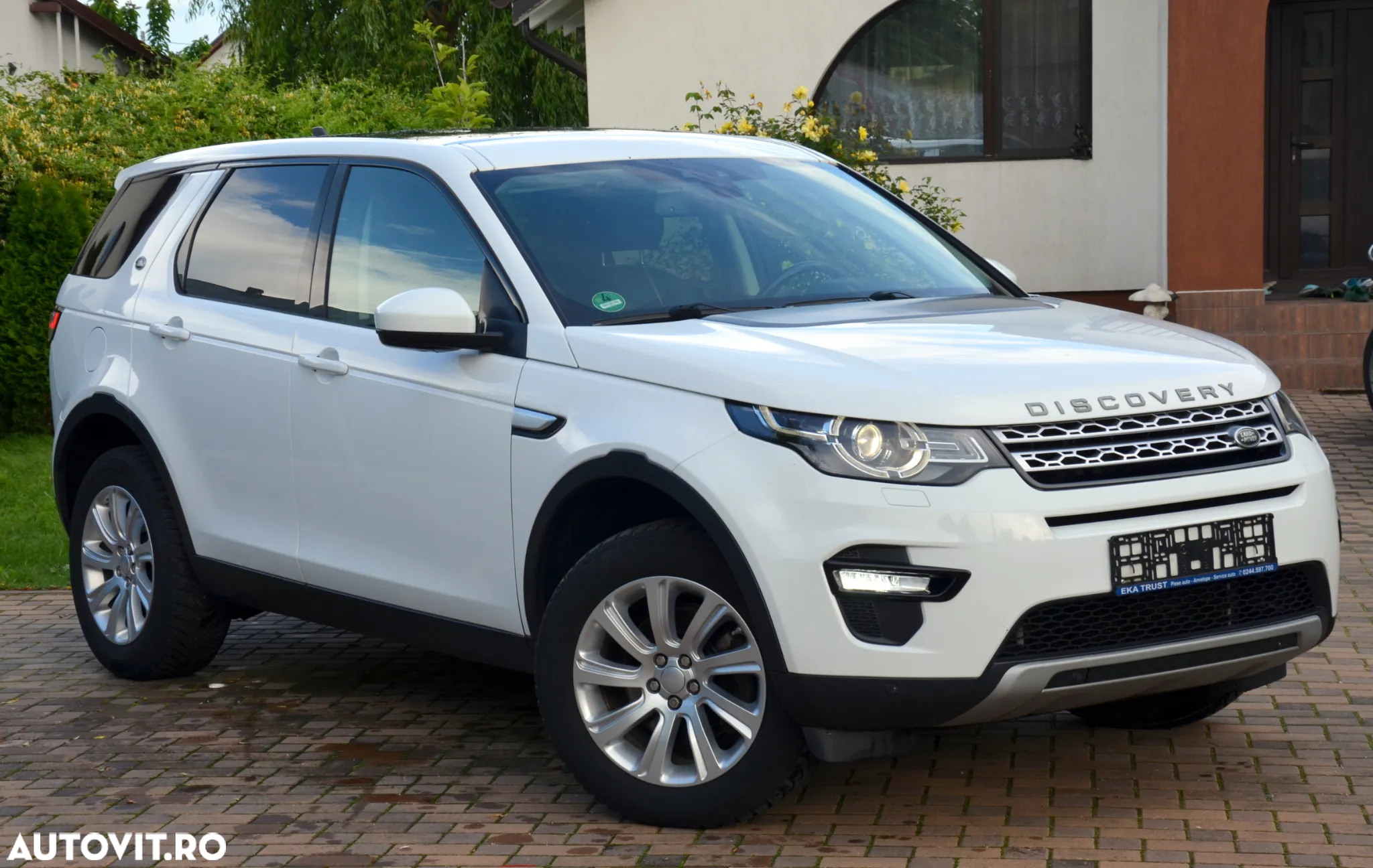 Land Rover Discovery Sport 2.0 l TD4 HSE Luxury Aut. - 3