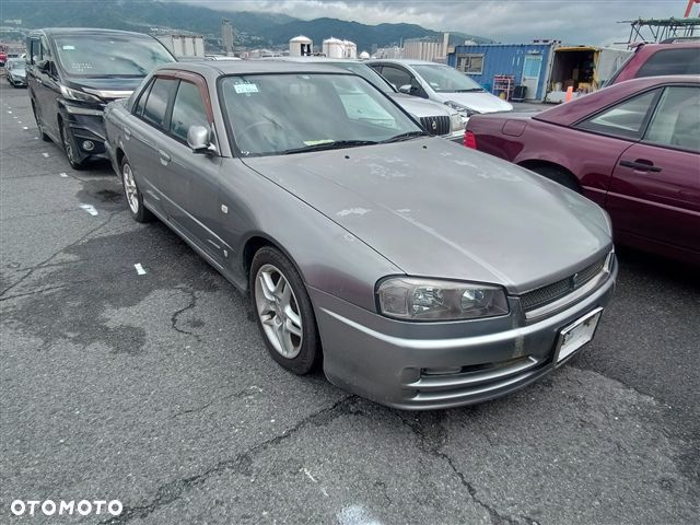 Nissan Skyline - 4