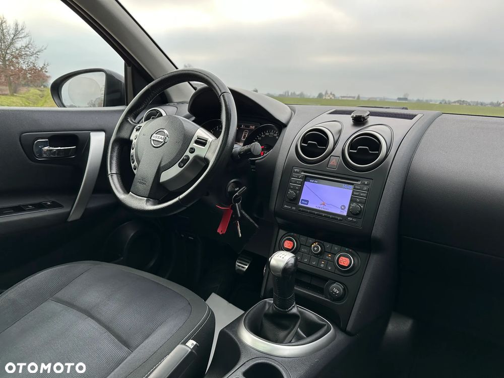 Nissan Qashqai - 22